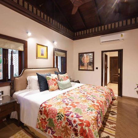 Amã Stays & Trails Aguada Serenity Villa , Goa Кандолим Экстерьер фото